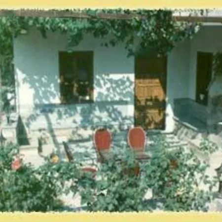 Charming 1-Bed Apartment In Kalamos Argalasti